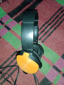 Wired Headphone Like new in Working condition