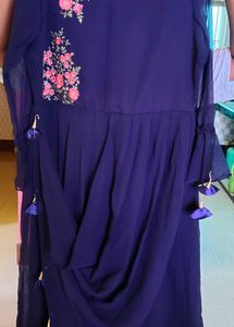 Beautiful Navy Blue 💙 Colour Gown