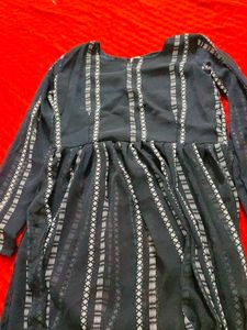 Stylish Western Kurta – A Perfect Fusion of Tradit