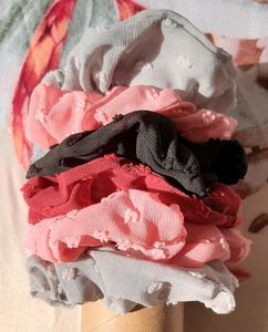 Mix Print And Color Scrunchies Set Of 20 Pieces