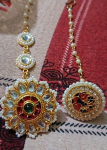 Gorgeous Kundan Maang Tikka Set