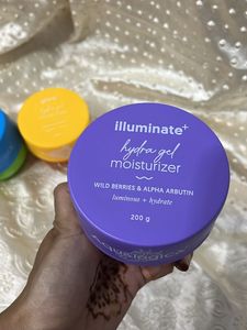 Aqualogica Hydra Moisturizer