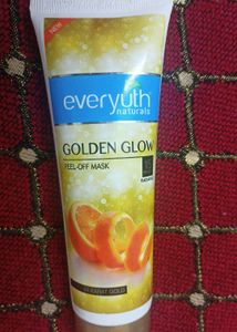 Everyuth Naturals Golden Peel Off Face Mask