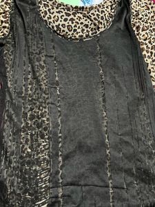 Body Fitted Leopard Print Deep Neck Top🤎🐆