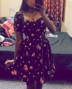 Mini Lowcut Floral Dress