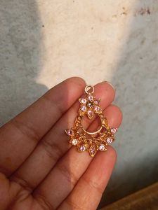 Elegant Gold-Tone Earring Pendant