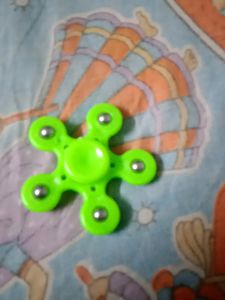 I Am Selling This Spinner Please check Pens Catalo