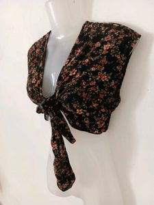 Floral Tie-Front Crop Top