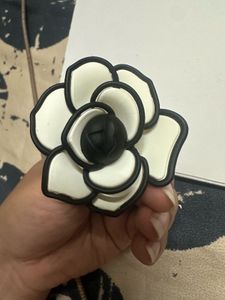 Hair Clutcher Flower