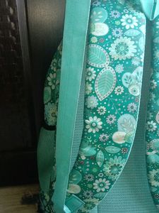 Flower Print Bagpack
