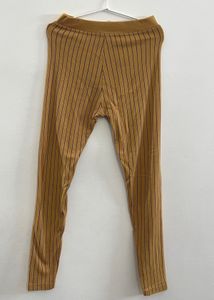 Straight Line Leggings