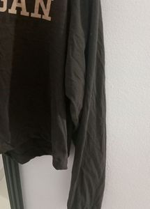 Croped Graphic   Pullover