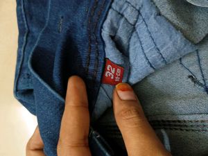 High Waisted Jeans