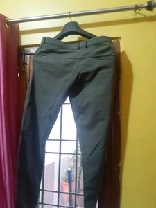 Olive Green Men&#39;s Dress Pants