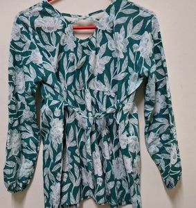 Floral Print Long Sleeve Top