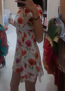 H&amp;M Cute Dress