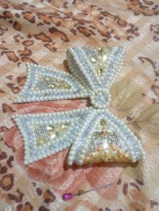 Elegant Pearl &amp; Rhinestone Bow