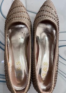 women sandle 37 no