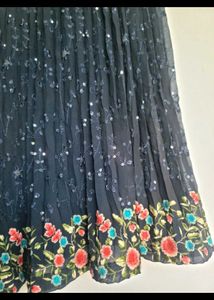 Elegant Embroidered Kurta Set