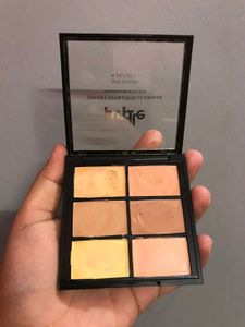 Concealer palette