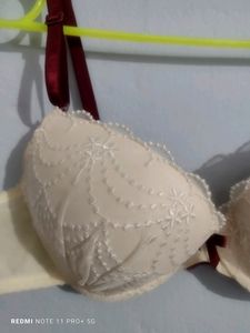 Delor by Vivien Bra🍒