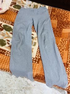 Gray Wide Leg yoga pants 🌻