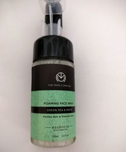 The Man Company Foaming Face Wash (Green Tea And Neem). It Helps In Purifies Skin & Prevent Acne.              It's Unused Sealed Pack.