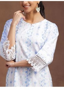 Elegant Floral Print Kurta Set