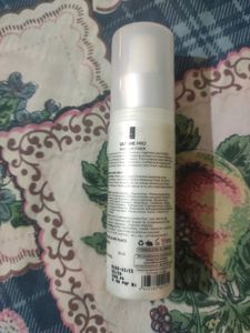 New Faces Caneda Meckup Fixer Spray