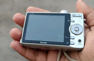 Kodak M1063 Working Condition Digital Came