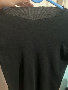 New Longsleeves Black Top