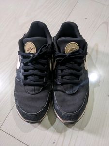 Nike LD Vector Shoes For Men UK 7. Used Condition