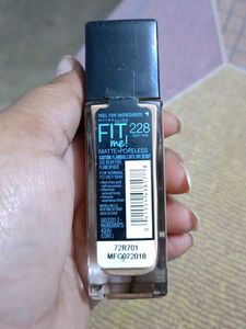 Maybelline New York Fit Me Matte + Poreless