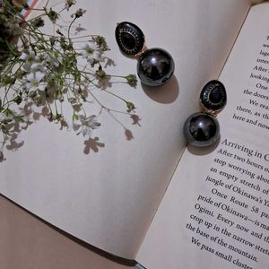 Black Stone Dangle Earrings