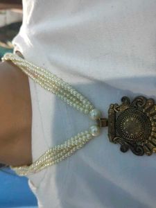 Pearl Necklace with Antique Gold Pendant