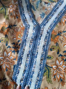 Floral Kurta Set And Pant