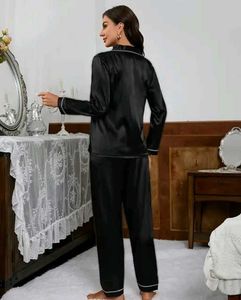 Black Satin Night Suit 🖤
