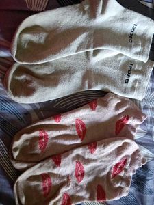 Set Of 2 Used Socks