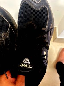 Black puma Sport Shoes litly used only 2-3 times