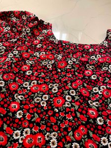 Beautiful Long Kurti With Earrings