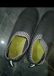 Comfortable Black Casual Shoes