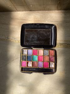 Makeup With Nail Accessories
