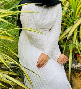 Elegant White ruffle Gown