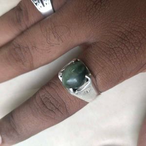 Natural Cat’s Eye Lahsuniya Gemstone Silver Ring |