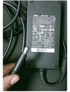 DELL LAPTOP CHARGER NEW AND ORIGINAL 180