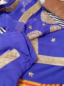 Like New Saree With Blouse