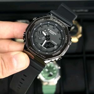 *_G -Shock_* ( Casio ) GM-210BB-1DAR BLACK