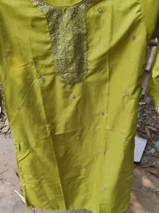 Women Rayon Slub Kurta Set