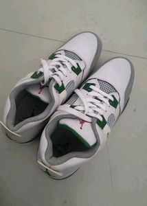 Air Jordan 4 Retro Pine Green