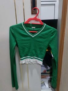 Green Crop Top - Stylish & Trendy